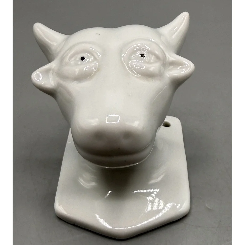 Vintage White Ceramic Cow Head Wall Hook Farmhouse Decor Taiwan 3 Inch